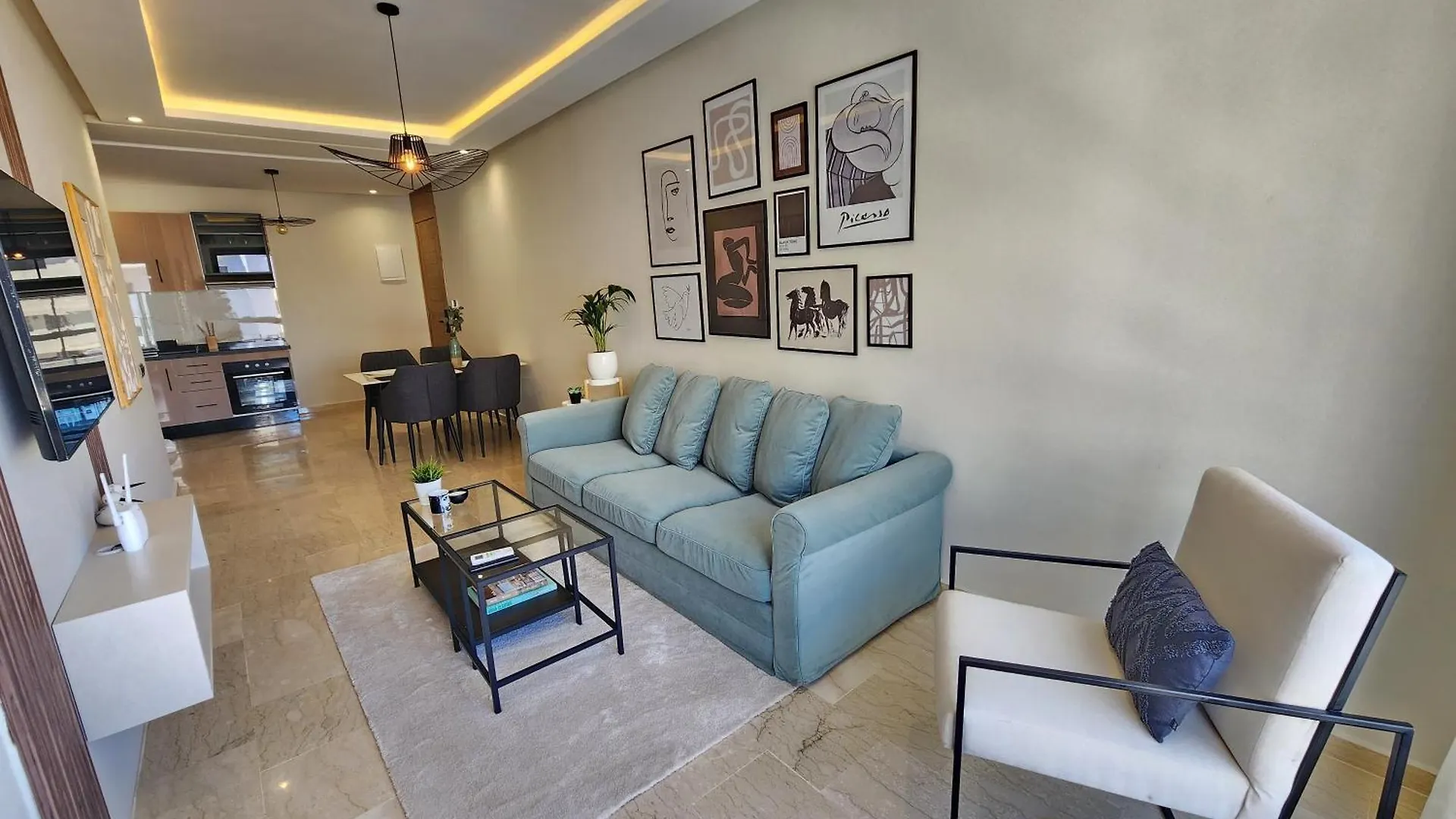 The 51 Hermitage By Ib Signature - Elegant 1Br, Peaceful - 24 X7 Security - Self Check-In - Parking - City View With Terrace - Walk To Cafes! City Centre & Tram Casablanca Apartman
